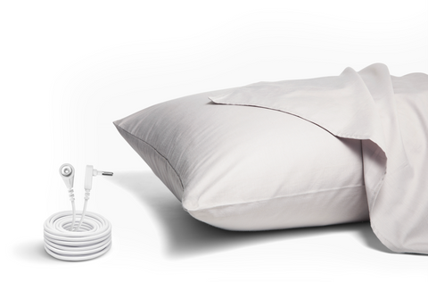 GroundLuxe Luxury Grounding Pillowcase Light Gray / Standard (30 in x 20 in)